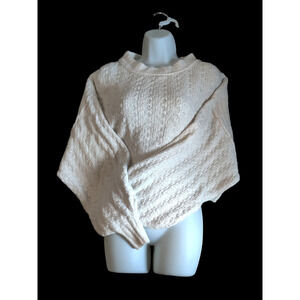 Urban Outfitters Boho White Top Knit Sweater Size Small petite #1322 Preowned